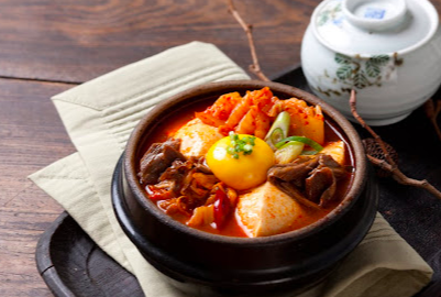 BCD Tofu House signature dishes LA Galbi Combo (BBQ Short Rib)
Original Soon Tofu
Kimchi Soon Tofu